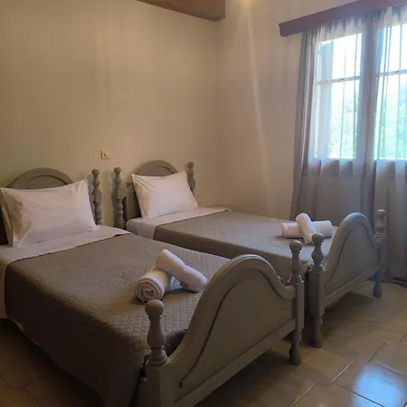 Sonata * ארגוסטולי